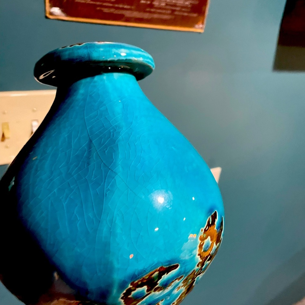 Teal decorative vase. Bought it from Gordmans
